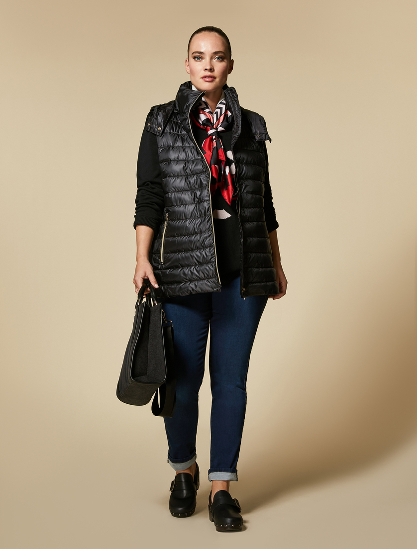 Water-repellent quilted gilet - Black - Marina Rinaldi - 4