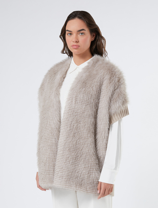 Knit cape with a soft texture - TURTLEDOVE