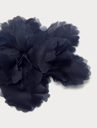 Spilla a fiore in organza di seta - BLU NOTTE - Marina Rinaldi - 2