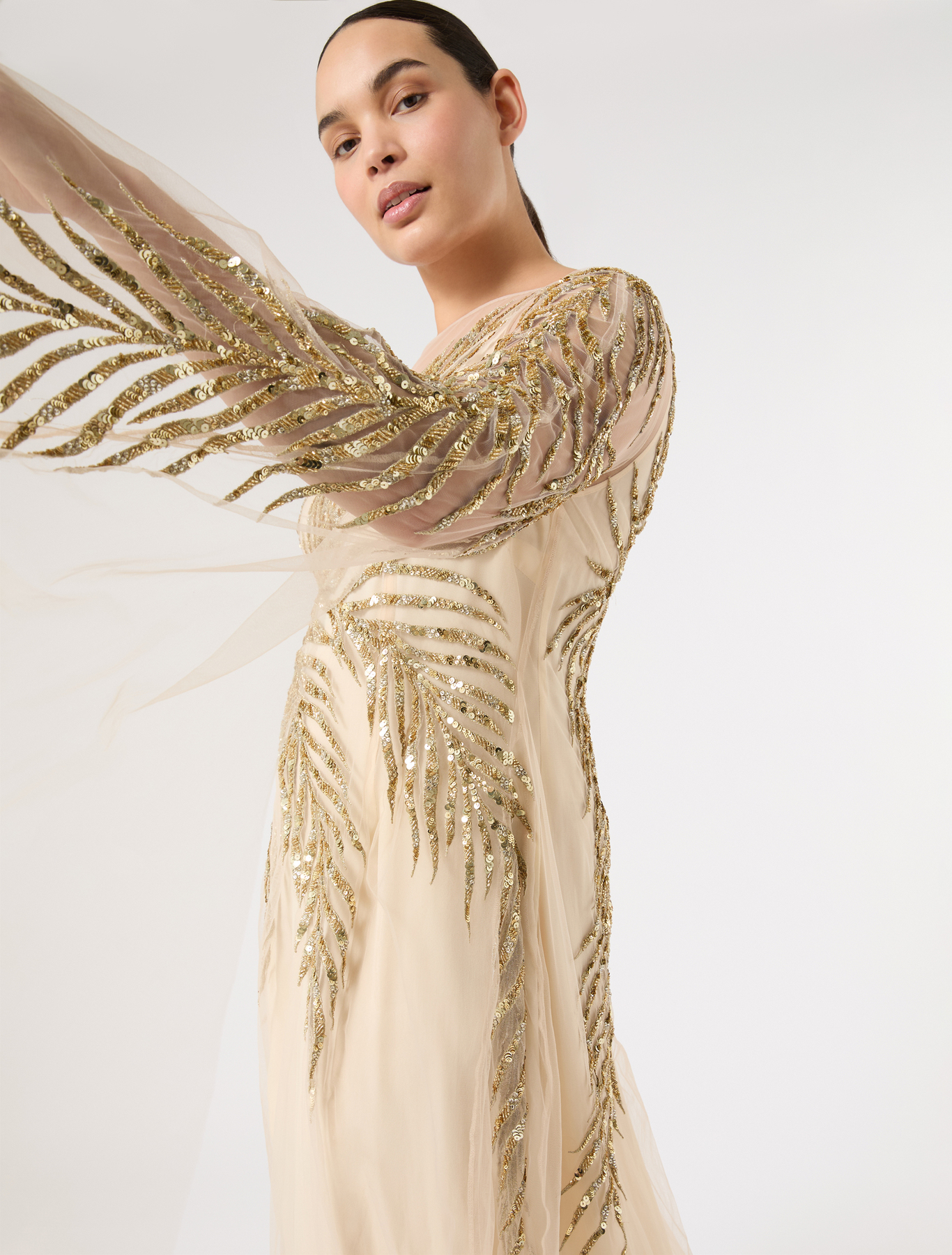 Tulle dress with embroidery