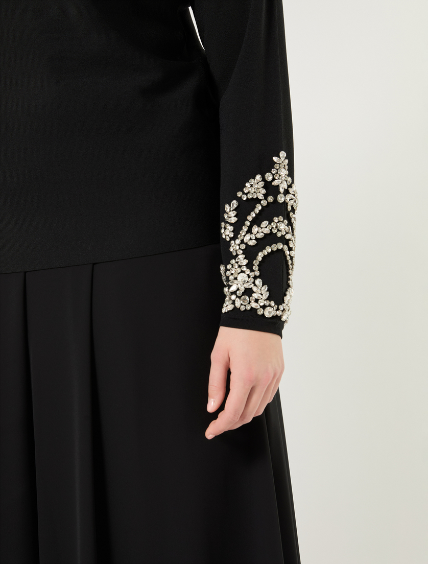 Sweter z wiskozy z haftem - CZARNY - Marina Rinaldi - 5