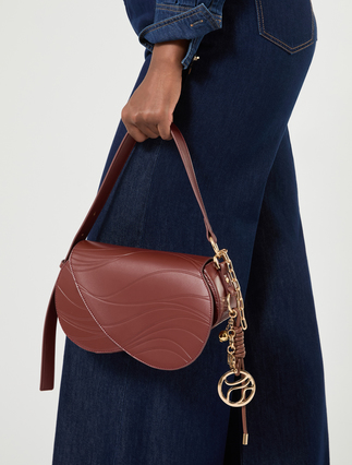 Charm-adorned wavy flapover bag - BRICK RED - Marina Rinaldi - 6